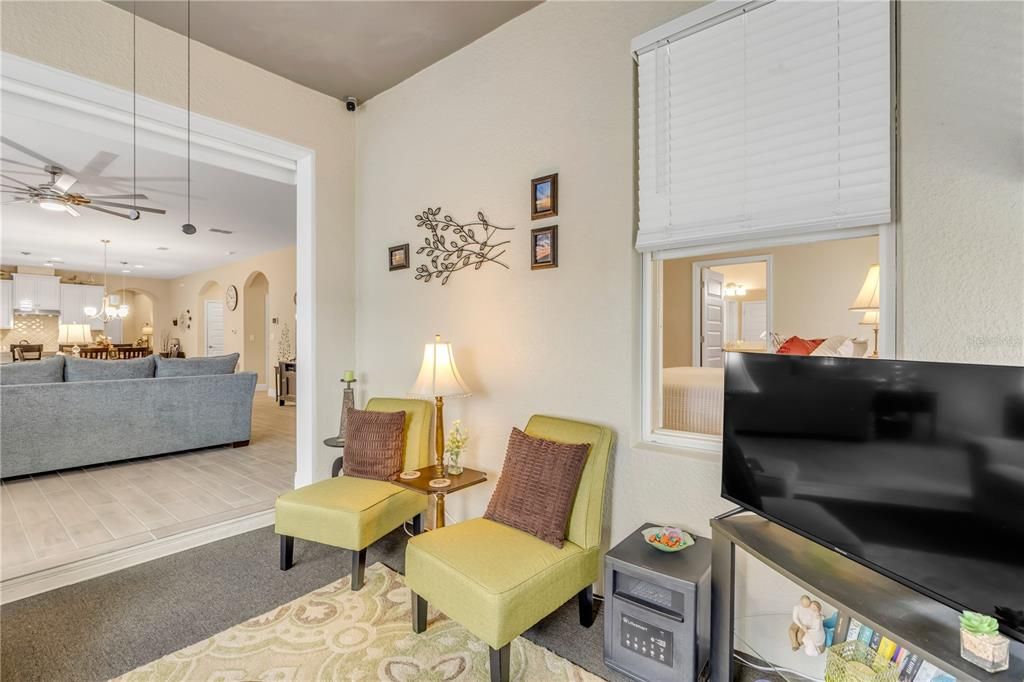 For Sale: $521,000 (3 beds, 3 baths, 2040 Square Feet)