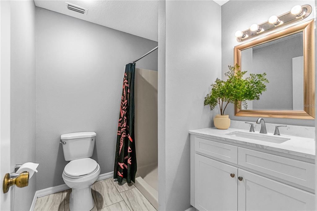 For Sale: $199,900 (2 beds, 2 baths, 1263 Square Feet)