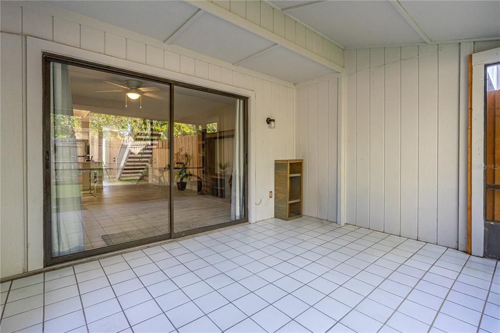 For Sale: $199,900 (2 beds, 2 baths, 1263 Square Feet)