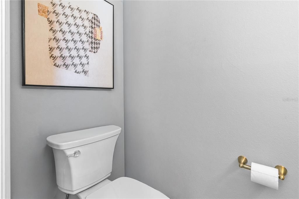 For Sale: $199,900 (2 beds, 2 baths, 1263 Square Feet)