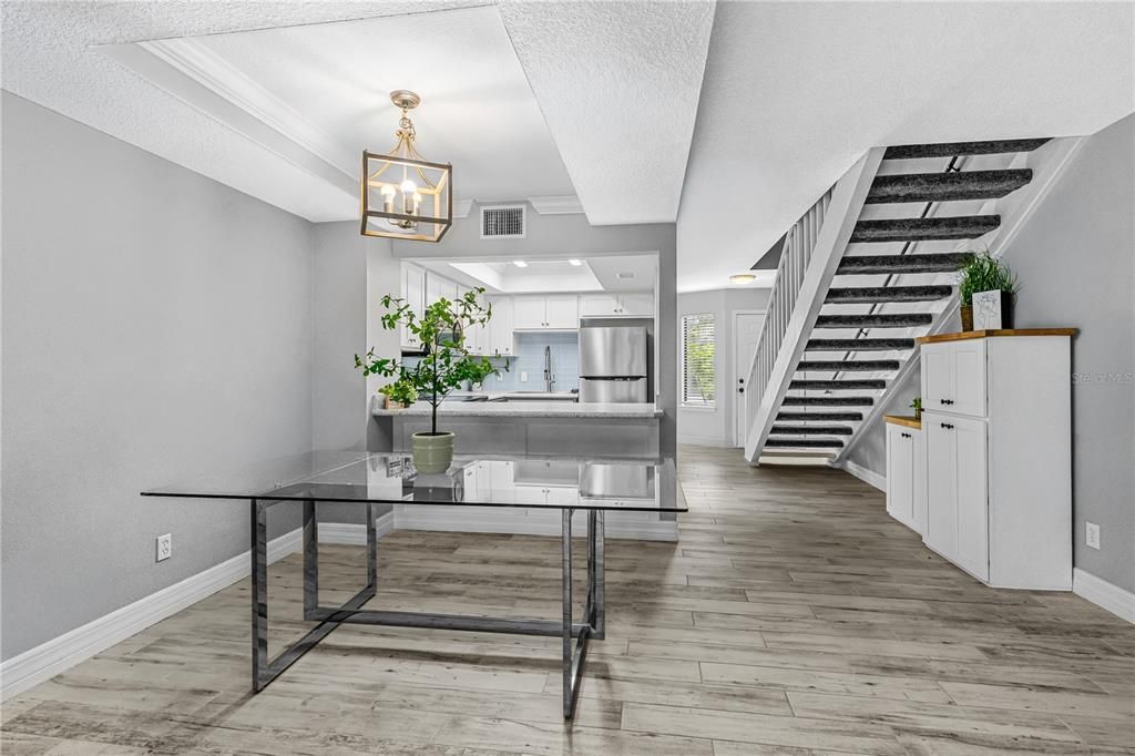 For Sale: $199,900 (2 beds, 2 baths, 1263 Square Feet)