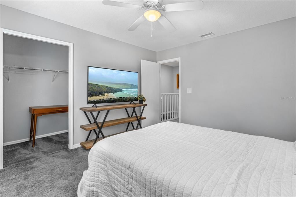 For Sale: $199,900 (2 beds, 2 baths, 1263 Square Feet)