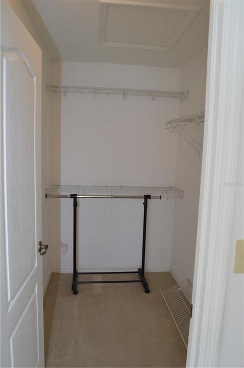 Active With Contract: $283,000 (3 beds, 2 baths, 1439 Square Feet)