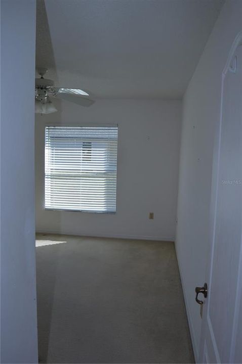 Active With Contract: $283,000 (3 beds, 2 baths, 1439 Square Feet)