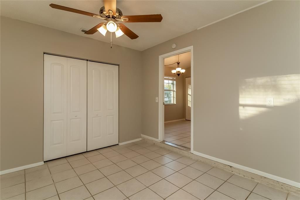 For Rent: $2,445 (4 beds, 2 baths, 1276 Square Feet)