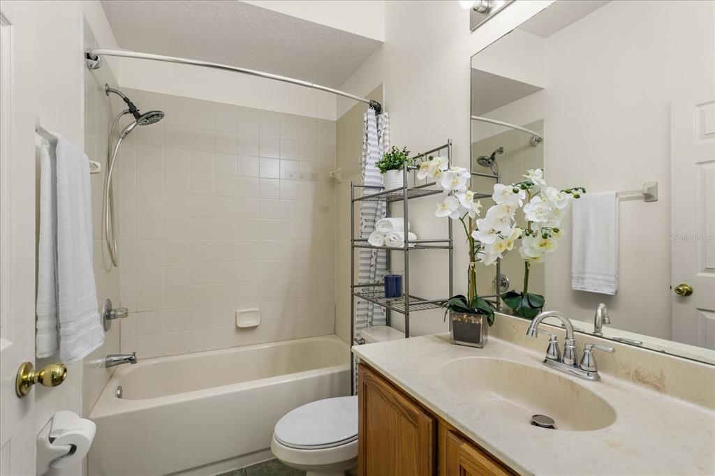 Active With Contract: $390,000 (4 beds, 3 baths, 2389 Square Feet)