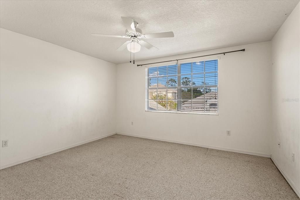 Active With Contract: $390,000 (4 beds, 3 baths, 2389 Square Feet)