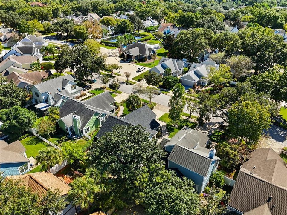 合同活跃: $389,000 (2 贝兹, 2 浴室, 1226 平方英尺)