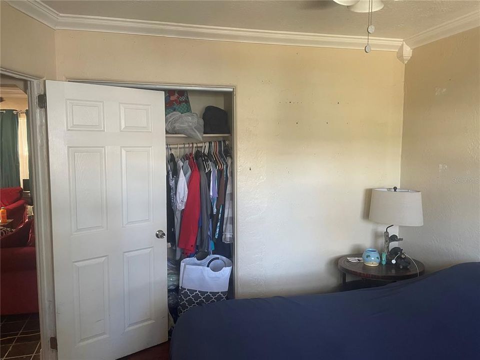 For Sale: $275,000 (3 beds, 1 baths, 898 Square Feet)