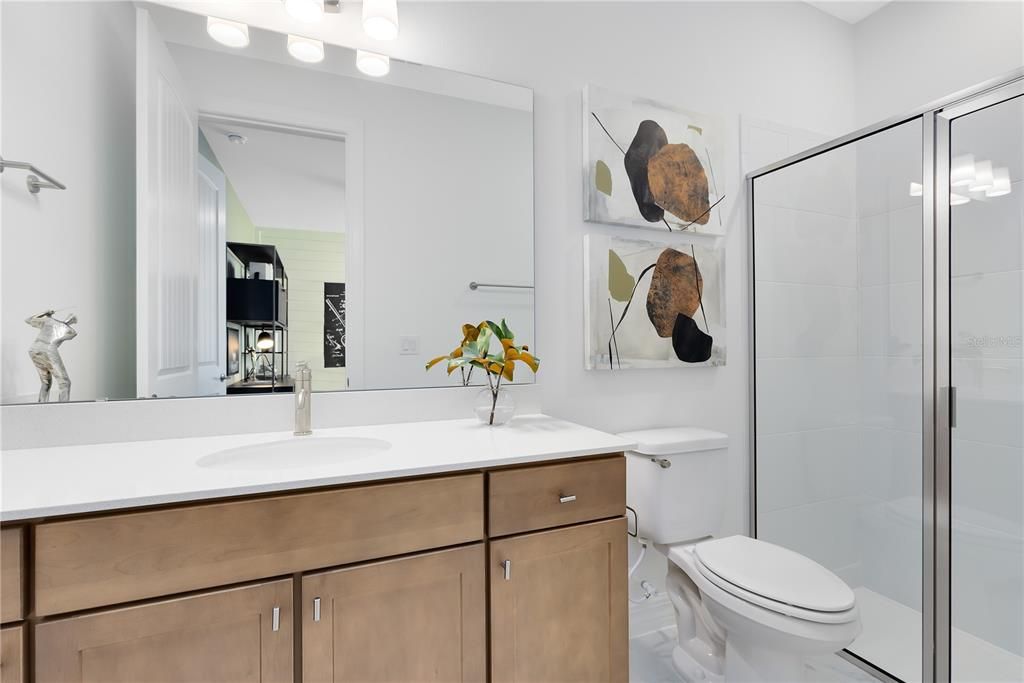 En Venta: $574,210 (4 camas, 3 baños, 2951 Pies cuadrados)