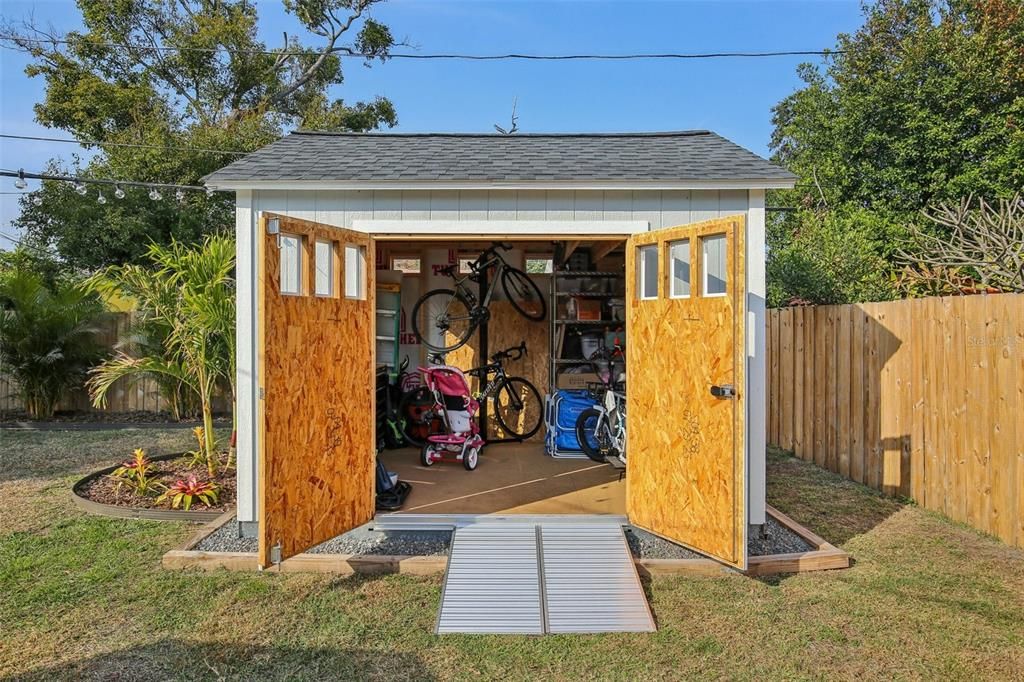 For Sale: $444,000 (3 beds, 2 baths, 1180 Square Feet)