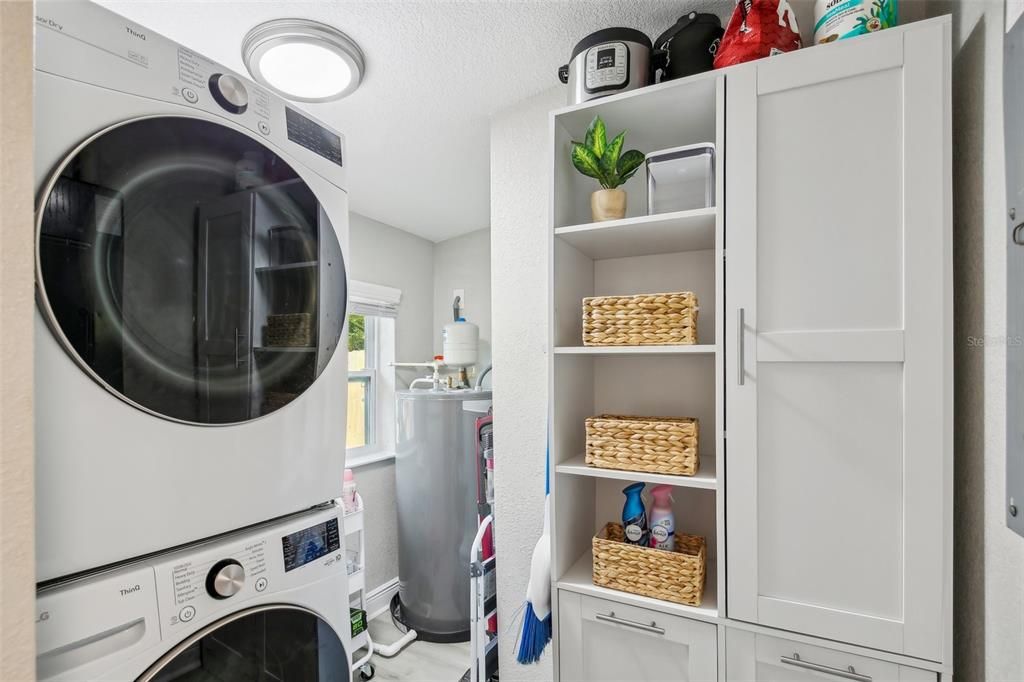 For Sale: $444,000 (3 beds, 2 baths, 1180 Square Feet)