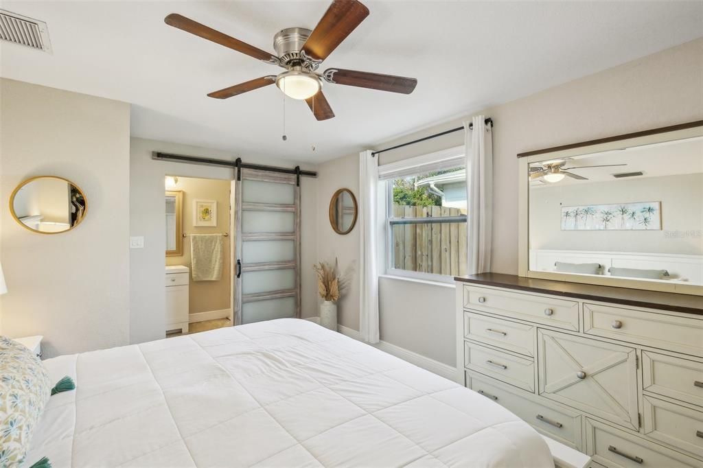 For Sale: $444,000 (3 beds, 2 baths, 1180 Square Feet)