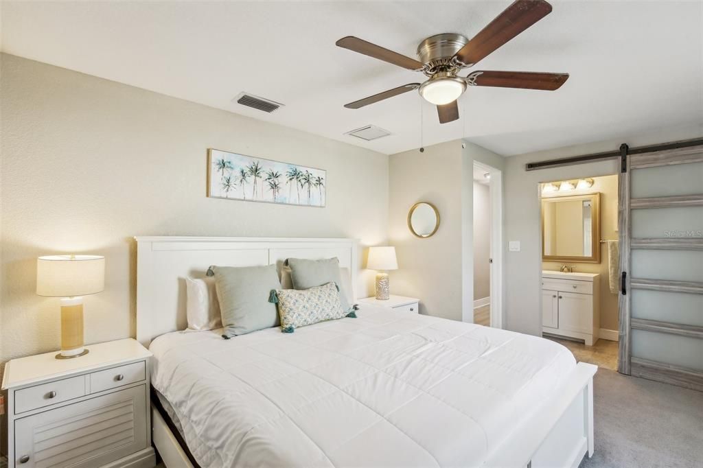 For Sale: $444,000 (3 beds, 2 baths, 1180 Square Feet)