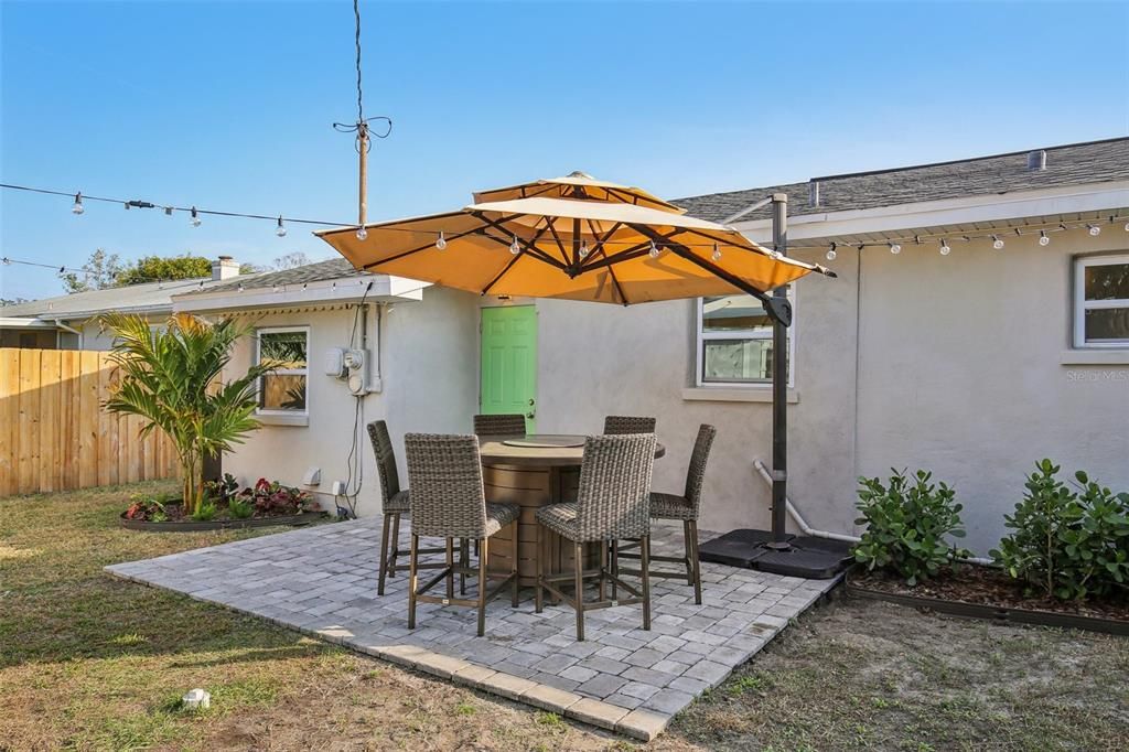 For Sale: $444,000 (3 beds, 2 baths, 1180 Square Feet)