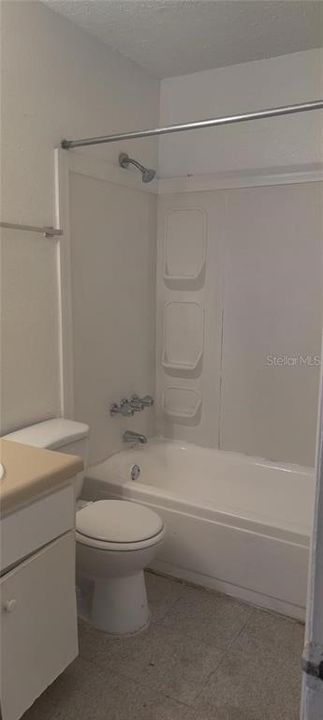 На продажу: $119,500 (1 спален, 1 ванн, 650 Квадратных фут)