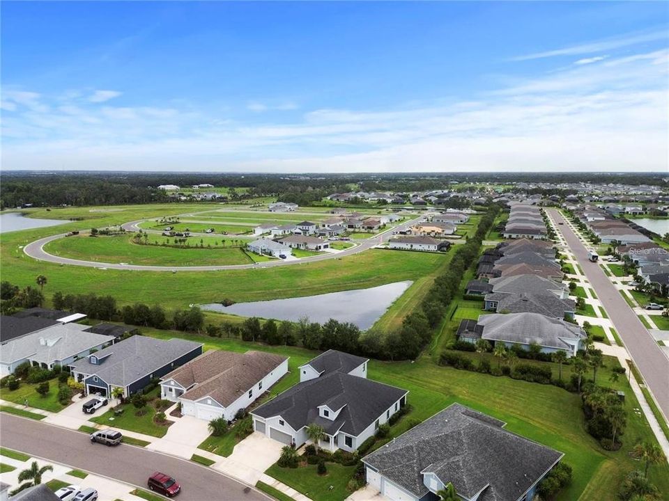 For Rent: $3,750 (5 beds, 4 baths, 3712 Square Feet)