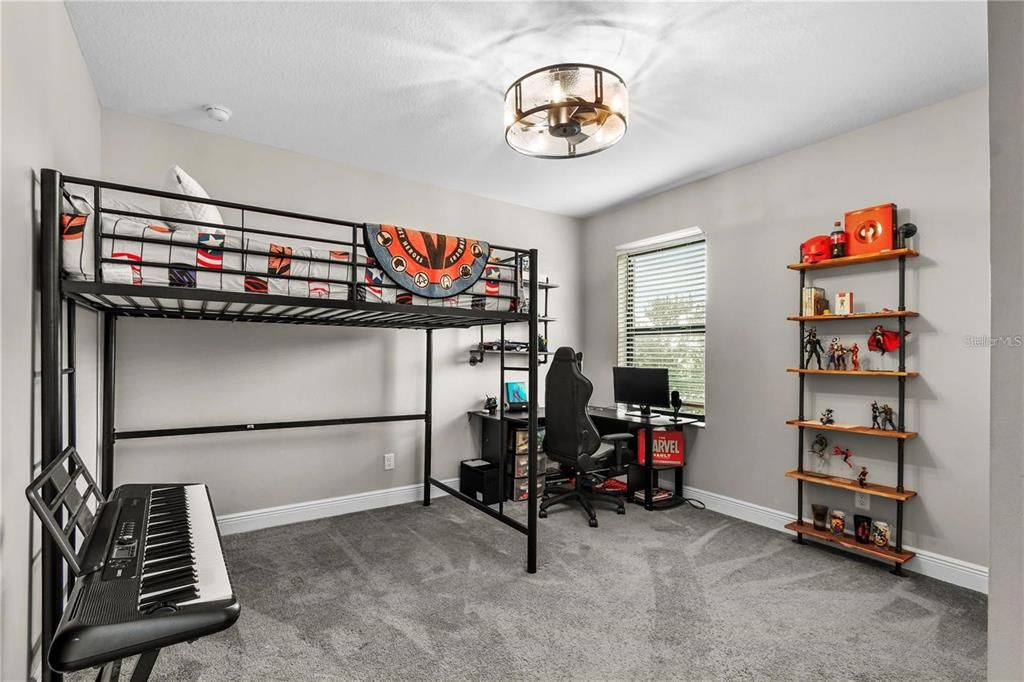 For Rent: $3,750 (5 beds, 4 baths, 3712 Square Feet)