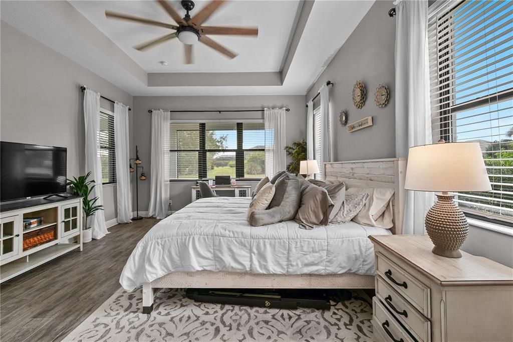 For Rent: $3,750 (5 beds, 4 baths, 3712 Square Feet)