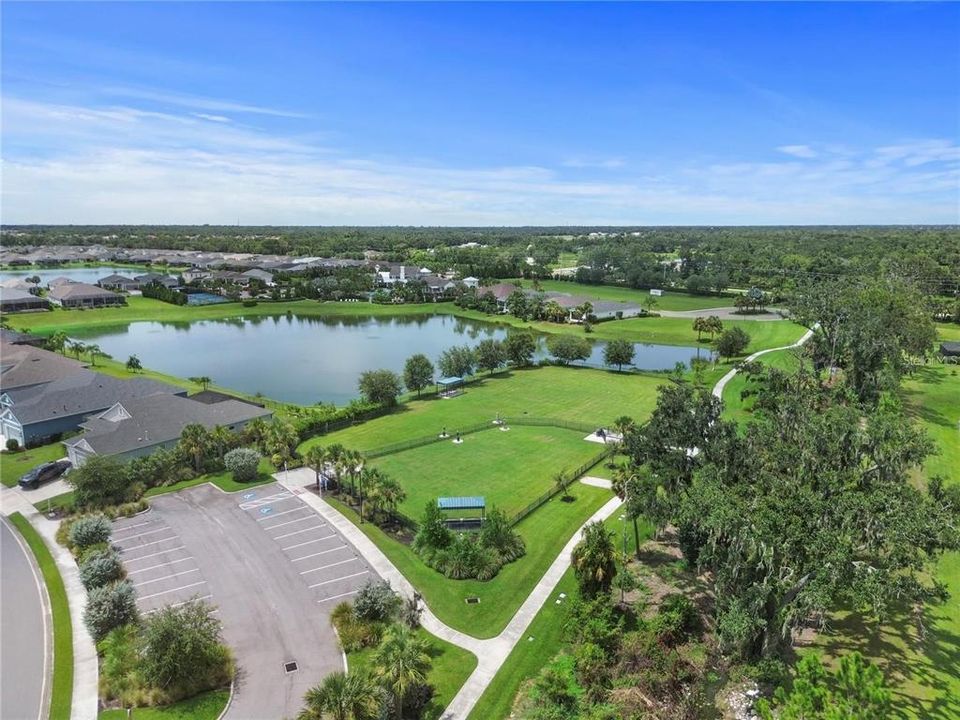 For Rent: $3,750 (5 beds, 4 baths, 3712 Square Feet)