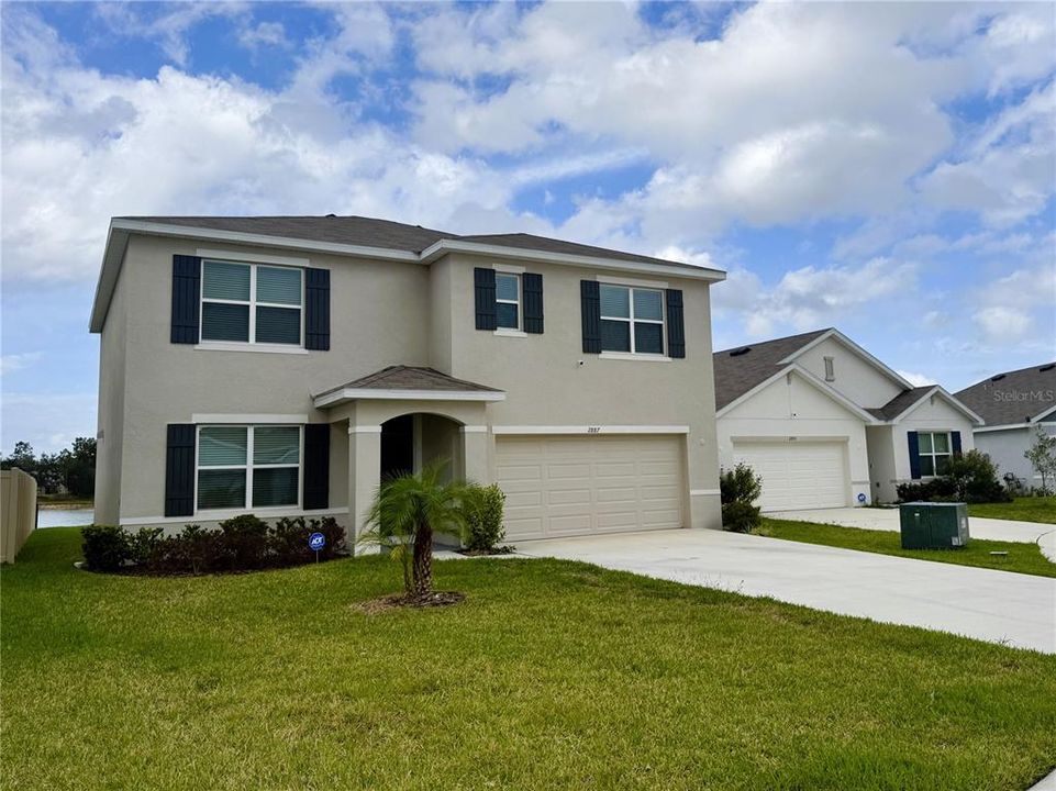 For Rent: $2,495 (5 beds, 3 baths, 2605 Square Feet)