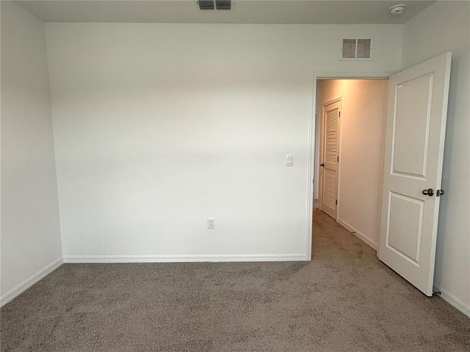 For Rent: $2,495 (5 beds, 3 baths, 2605 Square Feet)