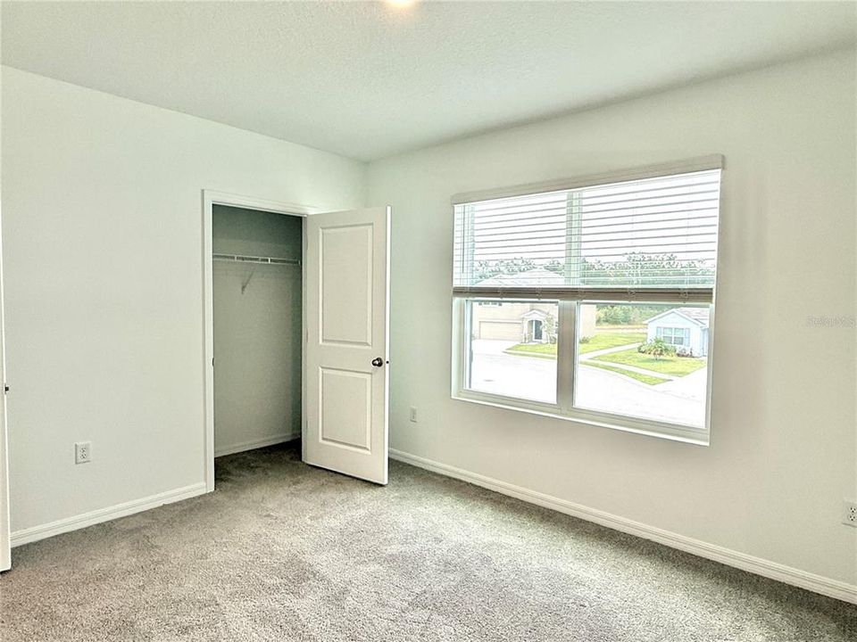 For Rent: $2,495 (5 beds, 3 baths, 2605 Square Feet)