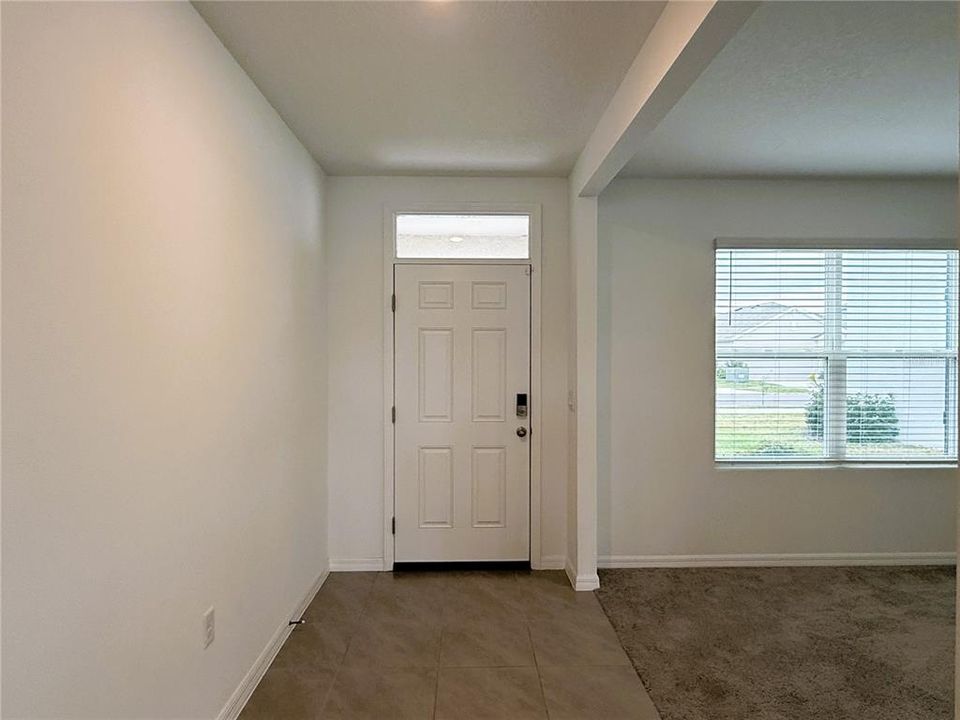 For Rent: $2,495 (5 beds, 3 baths, 2605 Square Feet)