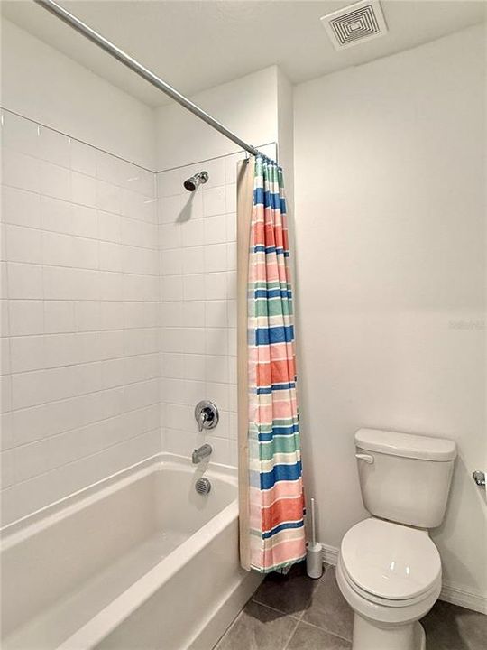 For Rent: $2,495 (5 beds, 3 baths, 2605 Square Feet)