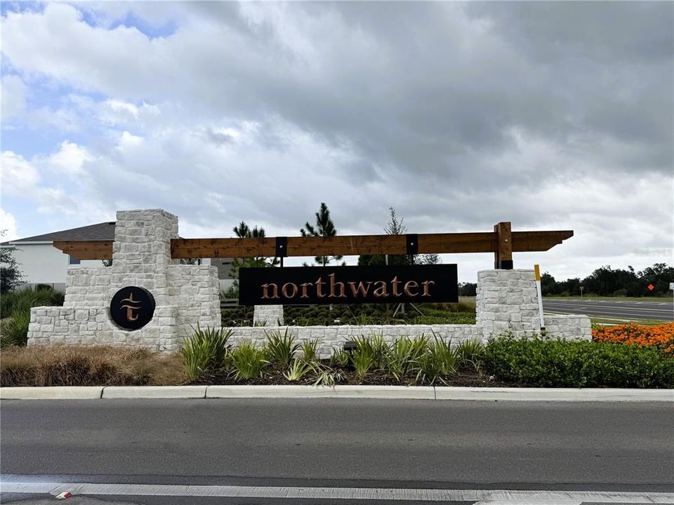 For Rent: $2,495 (5 beds, 3 baths, 2605 Square Feet)