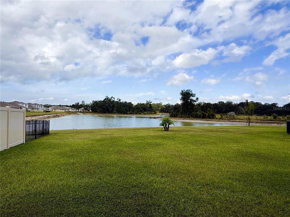 For Rent: $2,495 (5 beds, 3 baths, 2605 Square Feet)