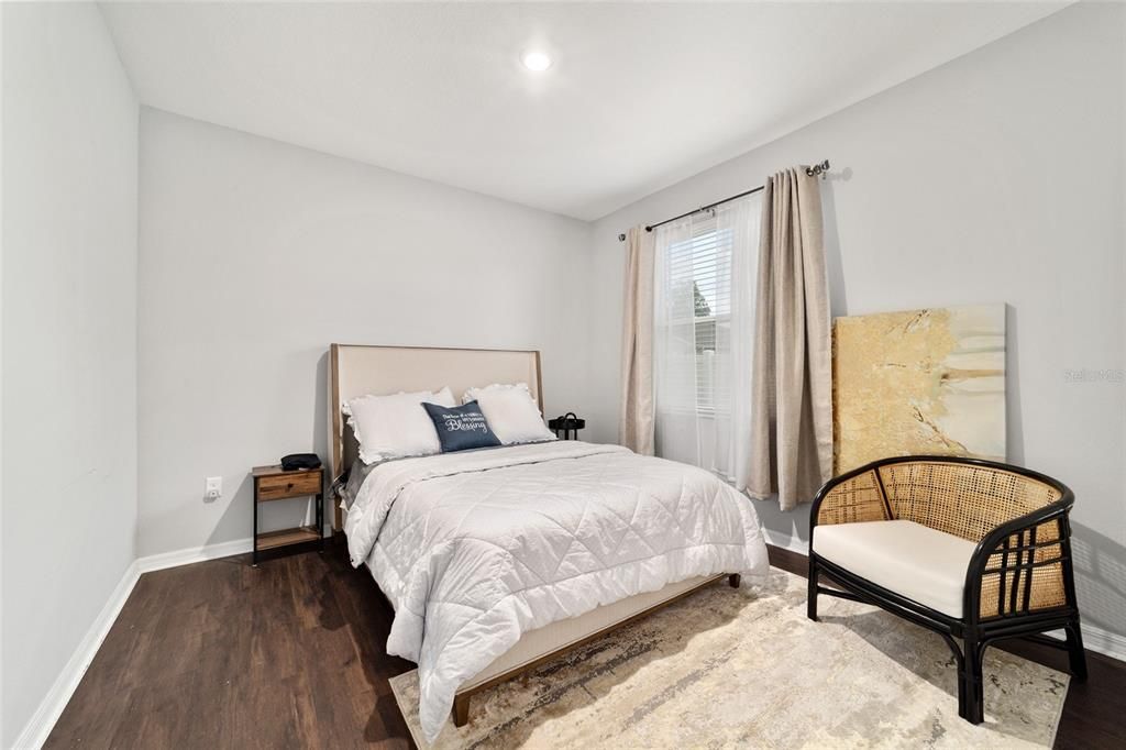 出租: $2,750 (4 贝兹, 3 浴室, 2553 平方英尺)