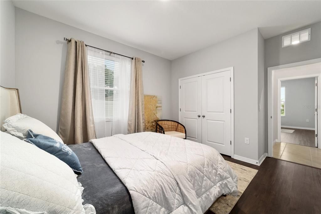 出租: $2,750 (4 贝兹, 3 浴室, 2553 平方英尺)