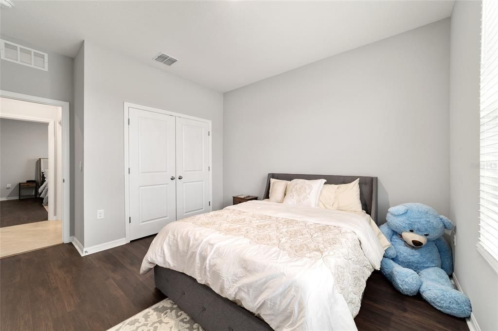 出租: $2,750 (4 贝兹, 3 浴室, 2553 平方英尺)