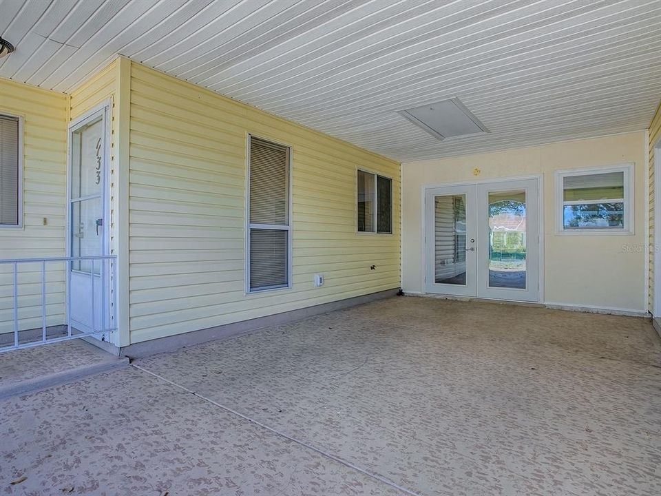 待售: $329,900 (2 贝兹, 2 浴室, 1332 平方英尺)