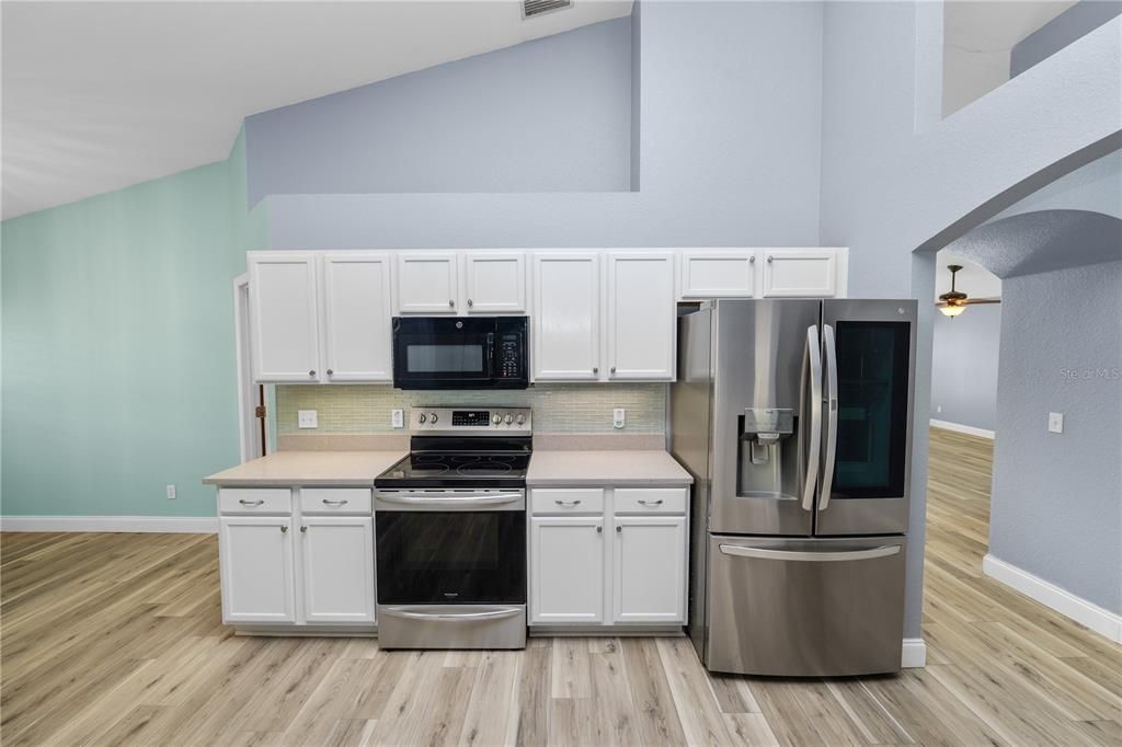 For Sale: $339,000 (3 beds, 2 baths, 2180 Square Feet)