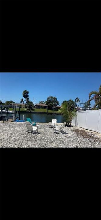 На продажу: $590,000 (3 спален, 2 ванн, 1398 Квадратных фут)