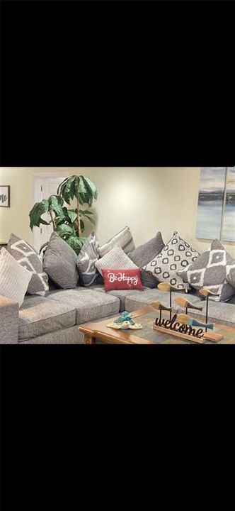 На продажу: $590,000 (3 спален, 2 ванн, 1398 Квадратных фут)