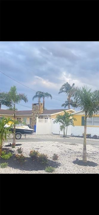 На продажу: $590,000 (3 спален, 2 ванн, 1398 Квадратных фут)