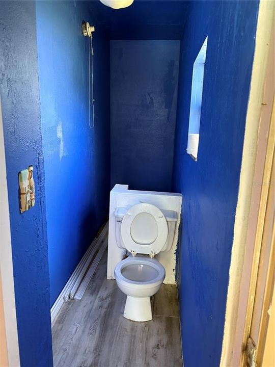 For Sale: $460,000 (4 beds, 2 baths, 2210 Square Feet)