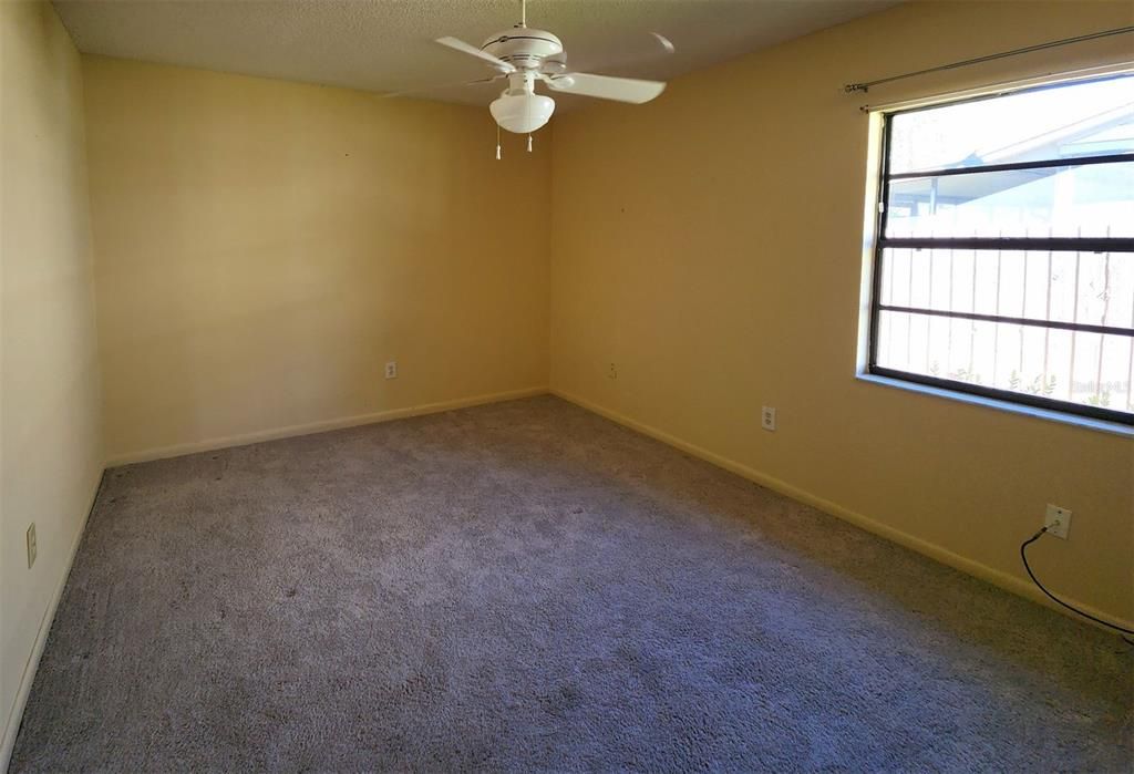 For Sale: $460,000 (4 beds, 2 baths, 2210 Square Feet)