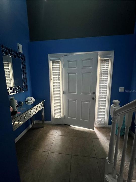 合同活跃: $310,000 (4 贝兹, 2 浴室, 2785 平方英尺)