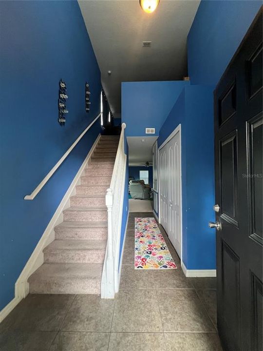 合同活跃: $310,000 (4 贝兹, 2 浴室, 2785 平方英尺)