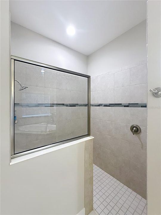 For Sale: $729,000 (4 beds, 3 baths, 2544 Square Feet)