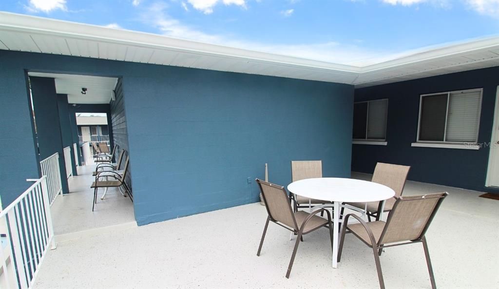 For Rent: $1,350 (1 beds, 1 baths, 560 Square Feet)