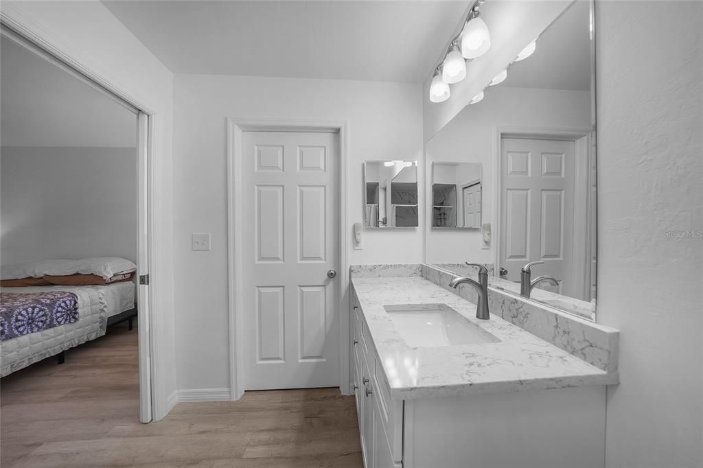 For Sale: $275,000 (2 beds, 2 baths, 1785 Square Feet)