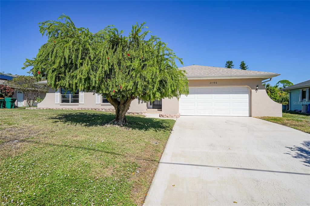 For Sale: $275,000 (2 beds, 2 baths, 1785 Square Feet)