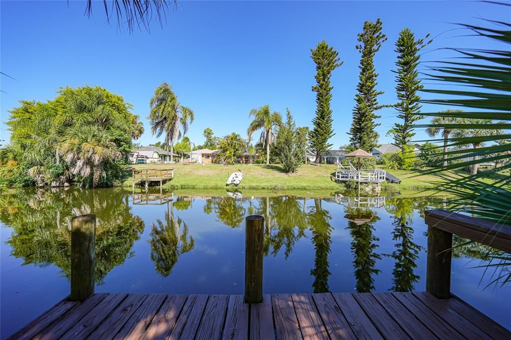 For Sale: $275,000 (2 beds, 2 baths, 1785 Square Feet)