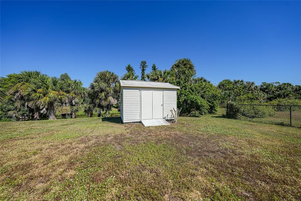 For Sale: $275,000 (2 beds, 2 baths, 1785 Square Feet)