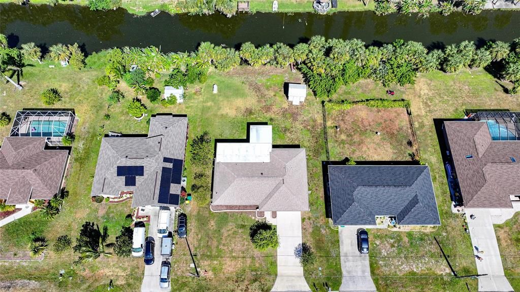 For Sale: $275,000 (2 beds, 2 baths, 1785 Square Feet)